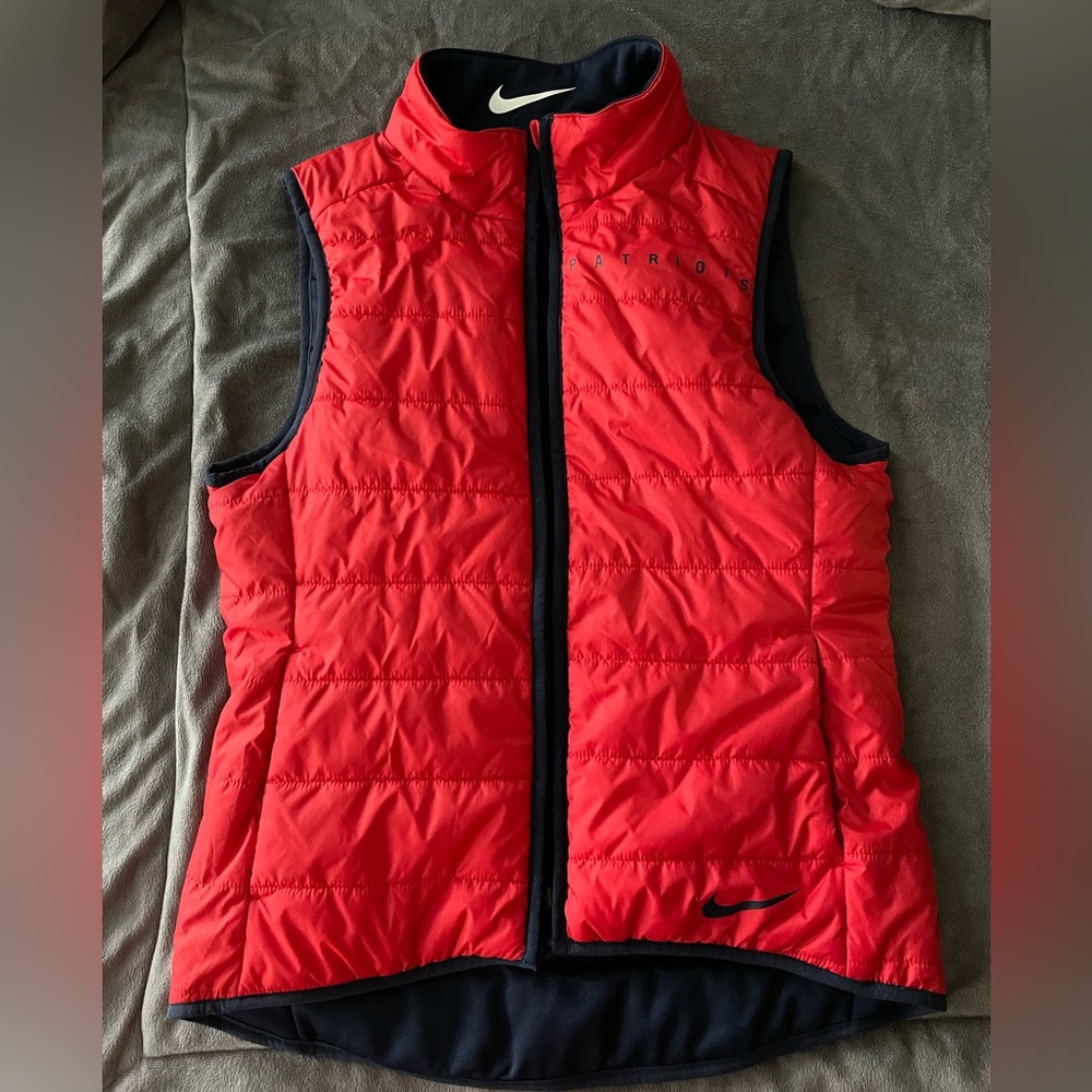 Nike New England Patriots reversible vest, like new!